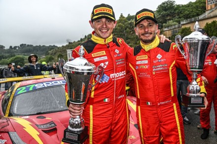 La Scuderia Baldini si impone a Pergusa nel primo round del campionato endurance del GT Italiano 